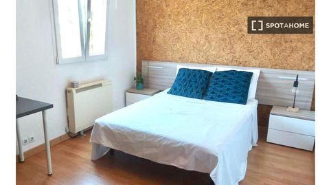 Photo 2 of Room in Castilla, Madrid Capital