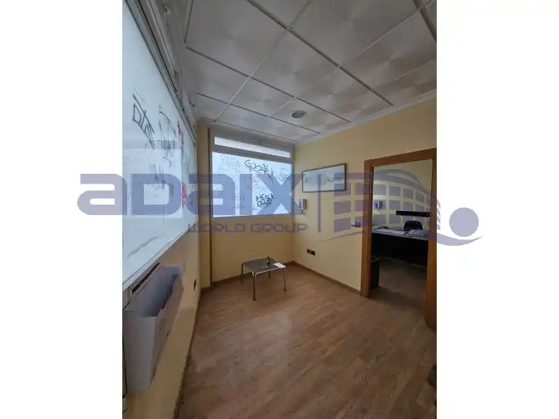 Business premises for sale in Calle Numancia