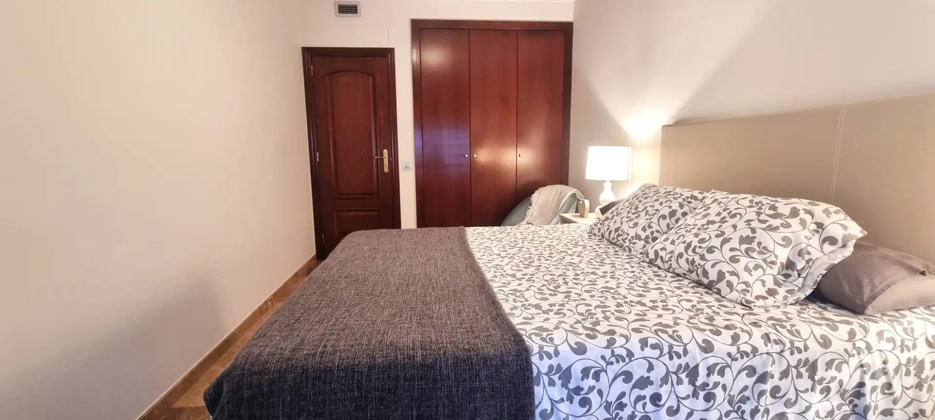 Bedroom of Houses for sale in Badalona  with Air Conditioner, Heating and Terrace