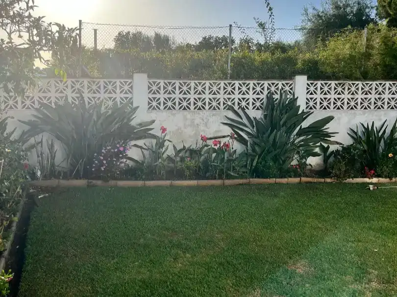Jardí de Casa o xalet en venda en Marbella amb Aire condicionat