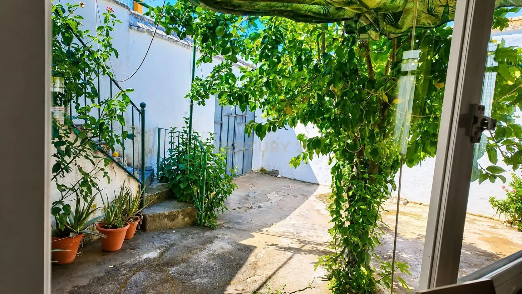 Exterior view of Houses for sale in Granja de Torrehermosa  with Air Conditioner, Storage room and Oven
