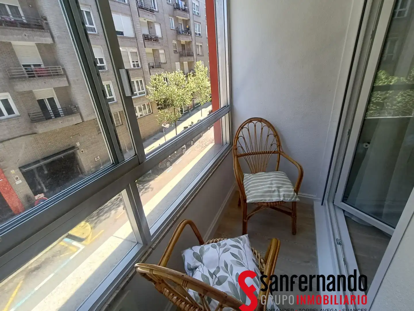 Terrassa de Pis de lloguer en Santander amb Calefacció i Moblat