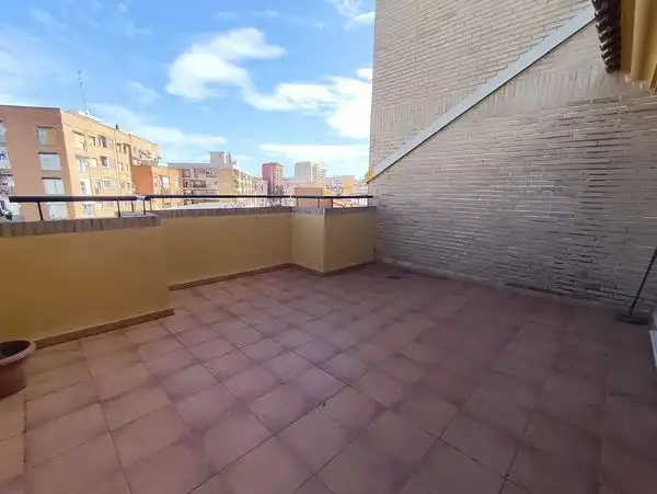 Terrasse von Maisonette zum Verkauf in Valencia mit Klimaanlage, Heizung und Terrasse