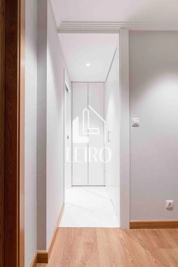 Dormitori de Apartament en venda en Vilanova de Arousa amb Calefacció, Parquet i Traster
