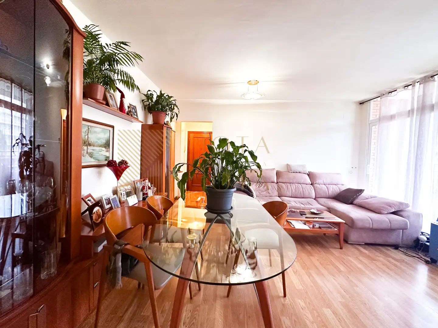 Flat with pool for sale in Avinguda Amèrica 33, imagen 2