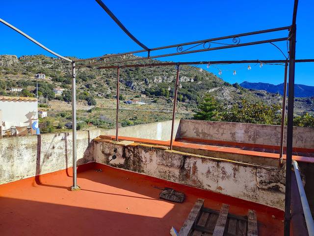 Finca rústica en Venta en Tàrbena