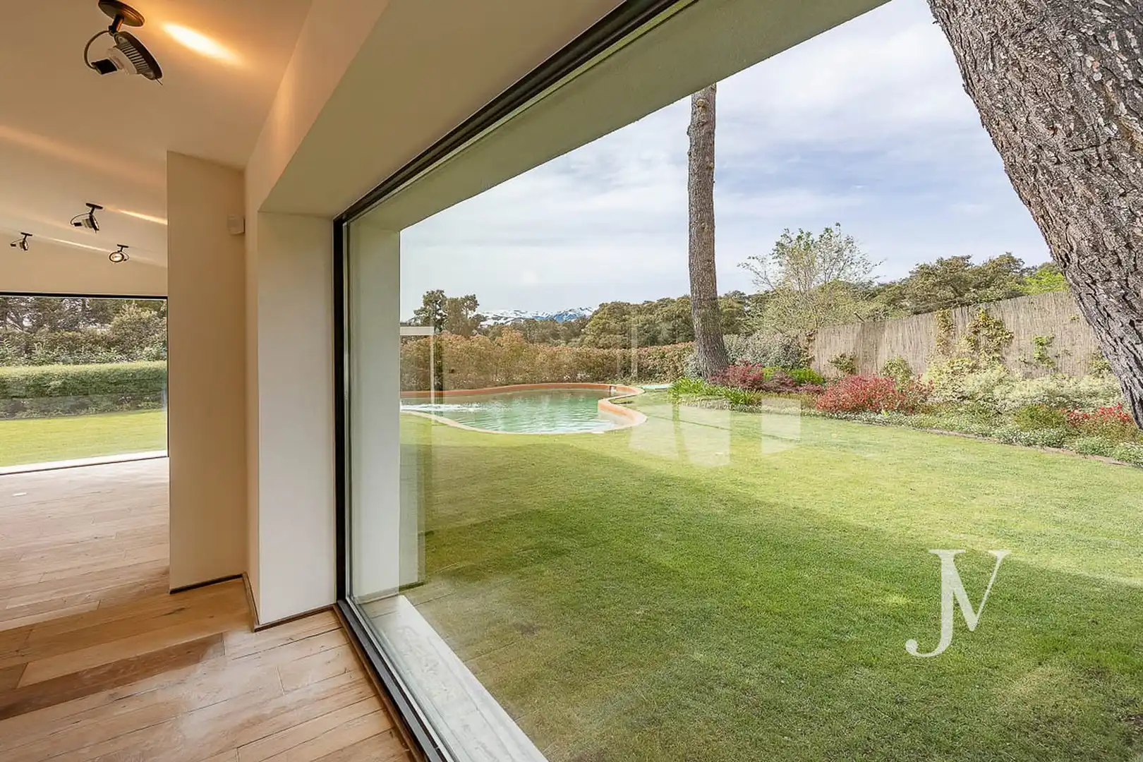 Jardí de Casa o xalet de lloguer en Madrid amb Aire condicionat, Calefacció i Jardí privat