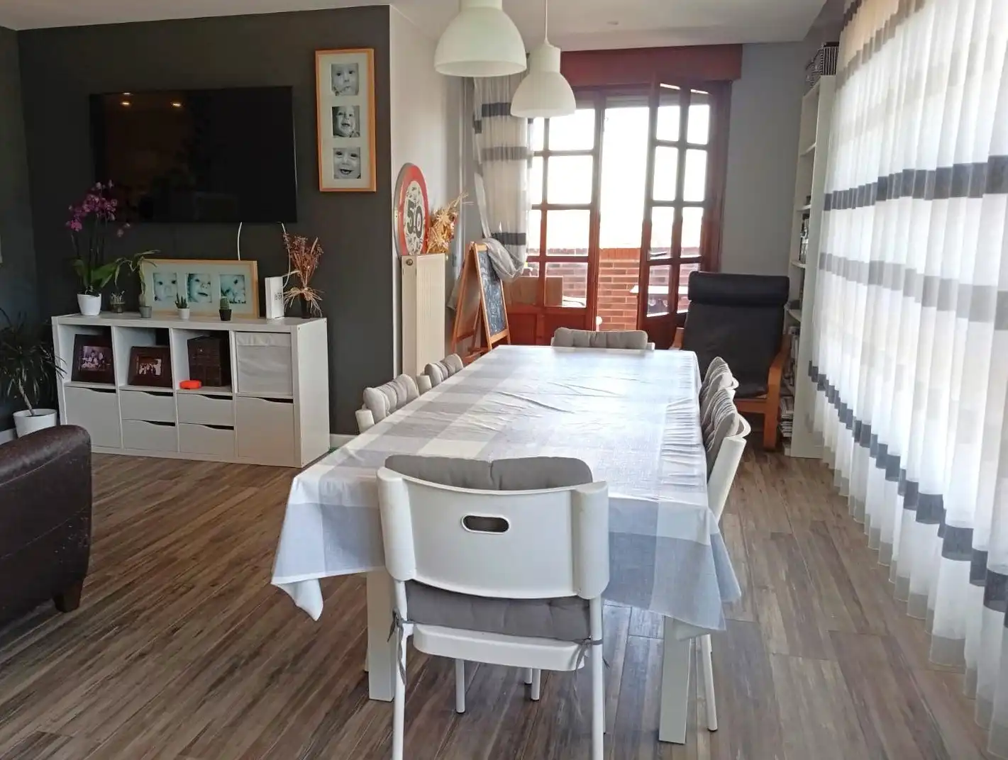 Comedor de Piso en venta en Gijón  con Calefacción, Parquet y Terraza