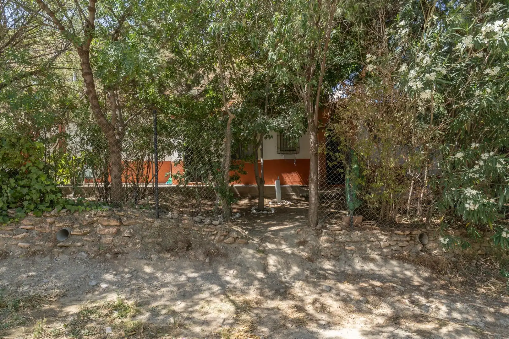 Country homes for sale in Caniles
