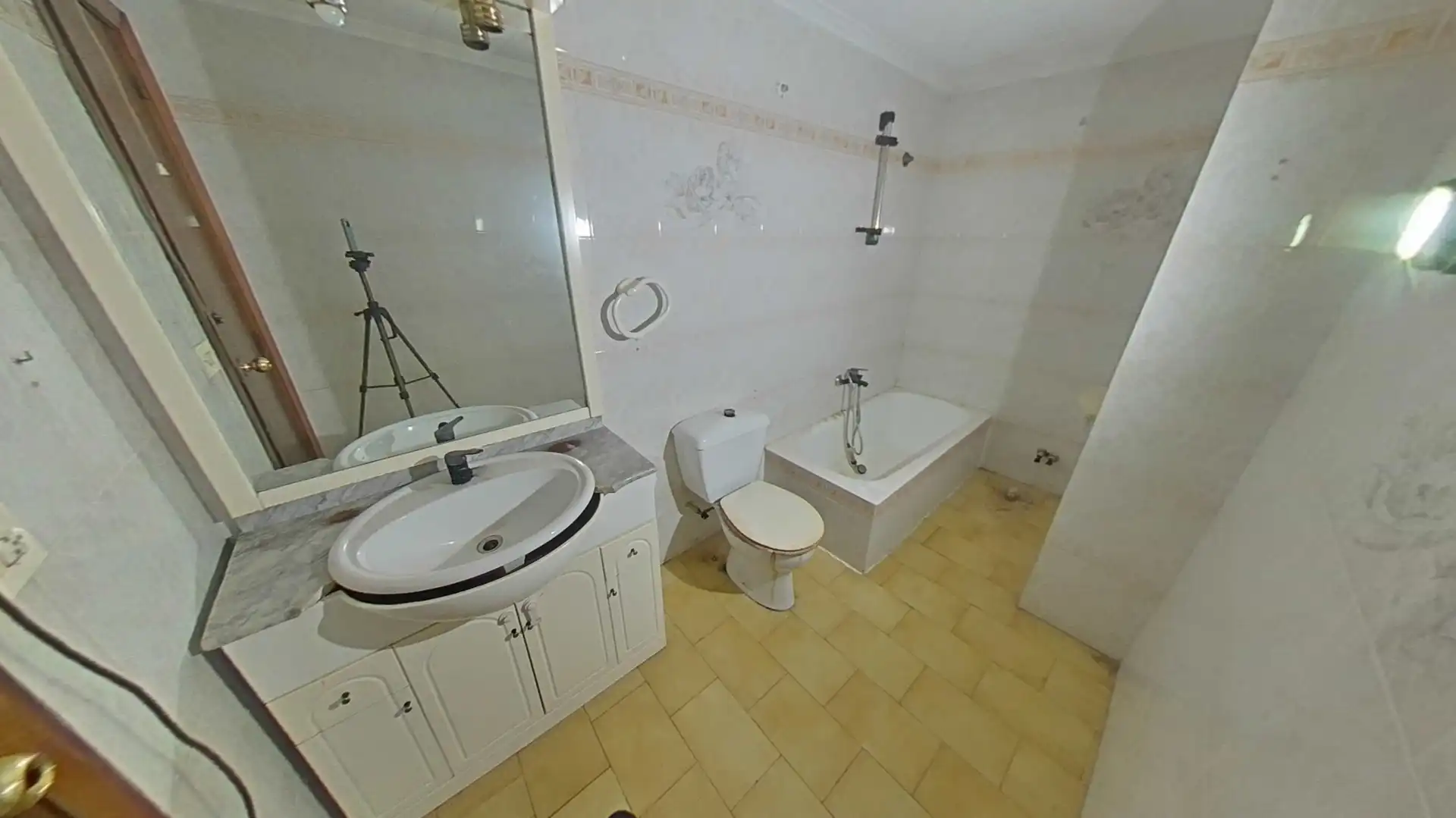 Baño de Piso en venta en Castelló de Rugat con Balcón