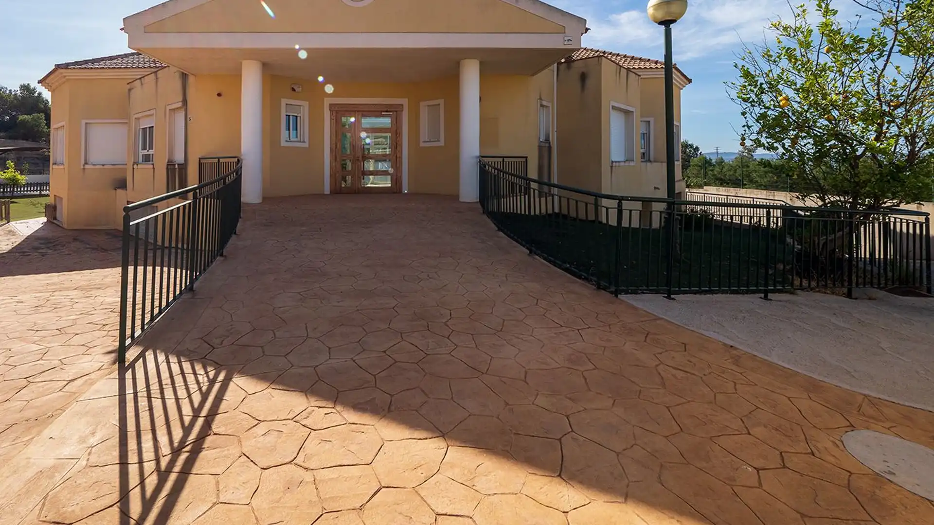 Vista exterior de Edificio en venta en Molina de Segura