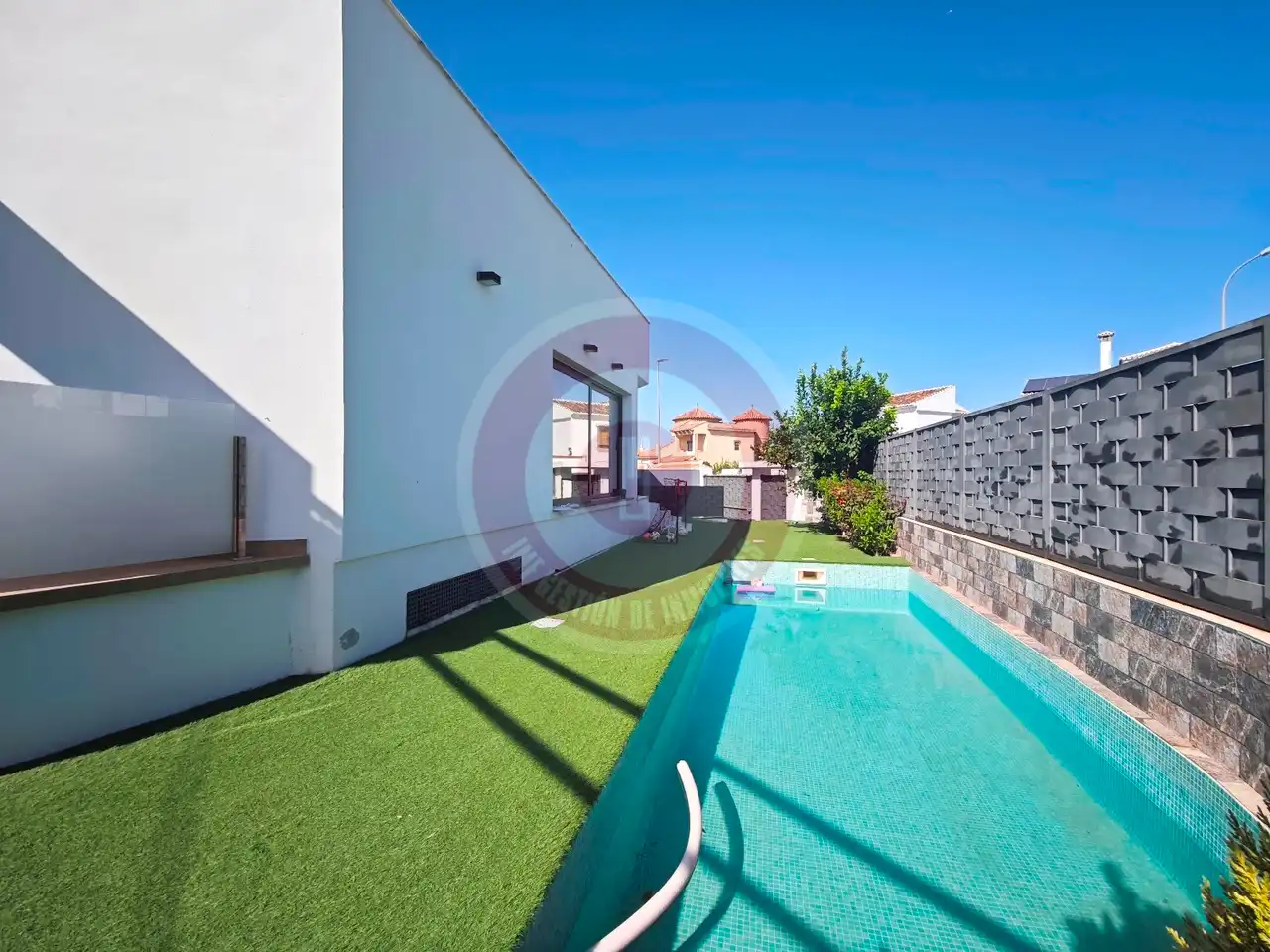 Piscina de Casa o chalet en venta en Vélez-Málaga con Aire acondicionado, Jardín privado y Terraza