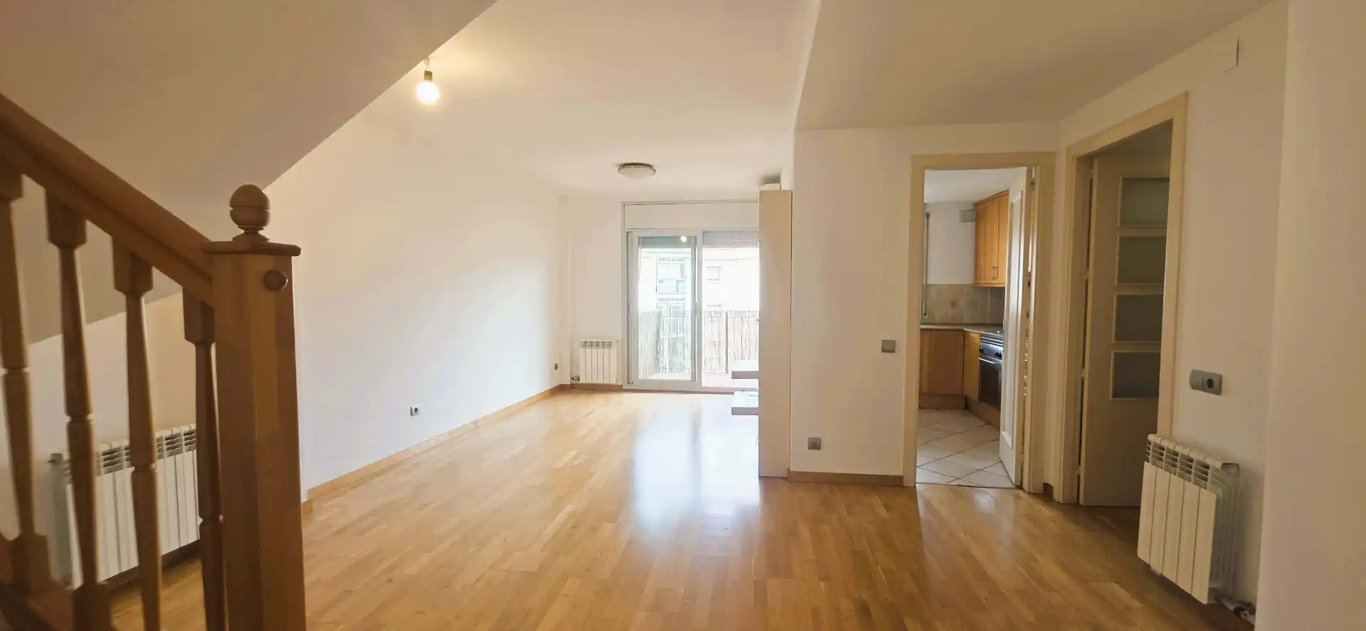Sala de estar de Dúplex en venta en Sant Cugat del Vallès con Aire acondicionado, Calefacción y Terraza