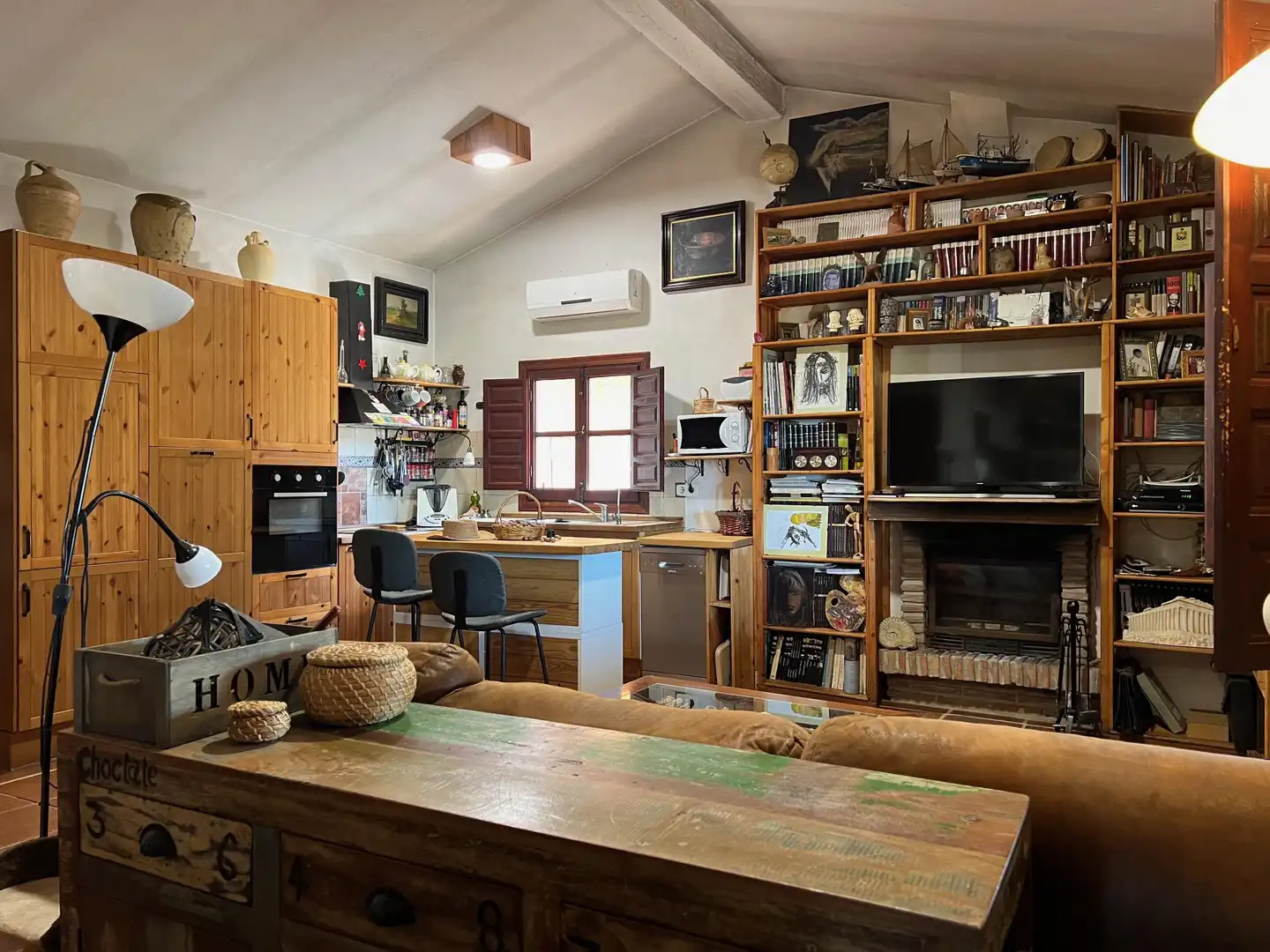 Cocina de Casa o chalet en venta en Vélez-Málaga con Aire acondicionado, Calefacción y Jardín privado