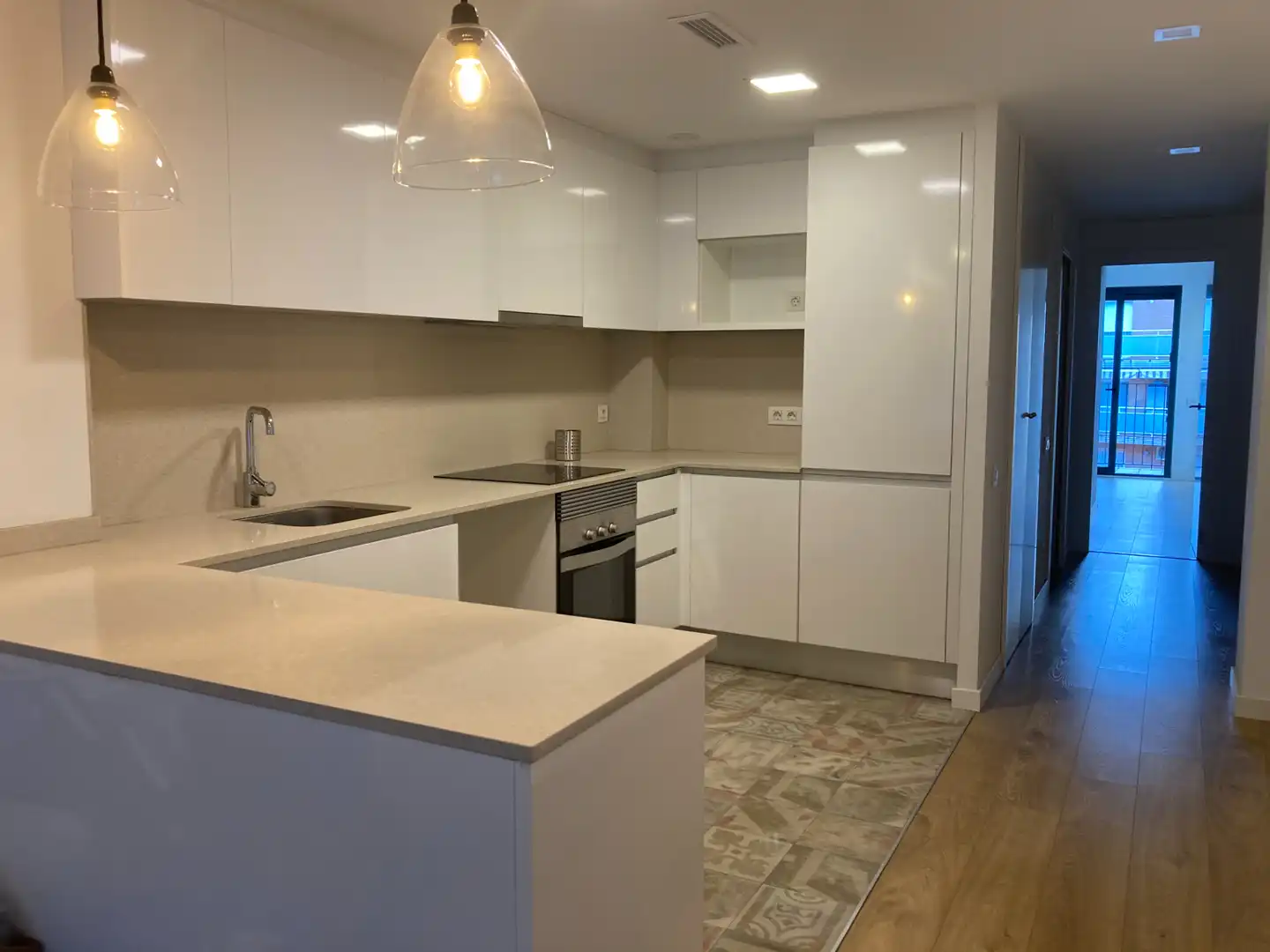 Cocina de Piso de alquiler en Castelldefels con Aire acondicionado, Calefacción y Parquet