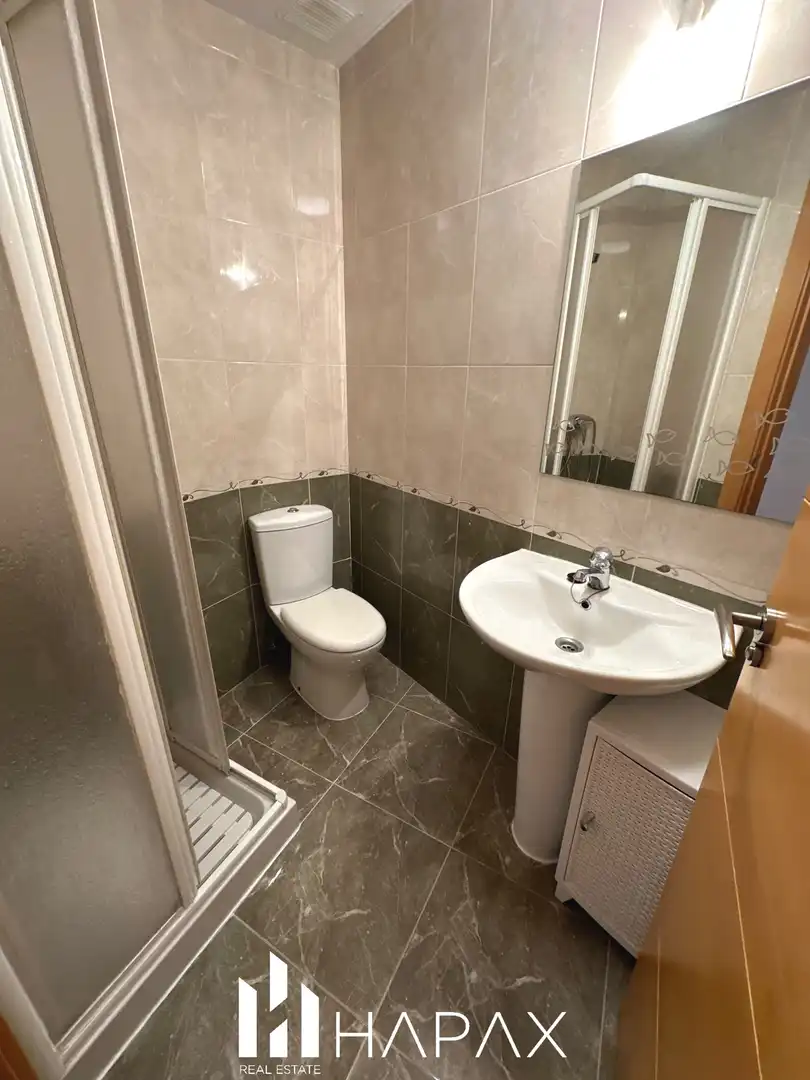 Baño de Piso en venta en Villares de la Reina con Calefacción