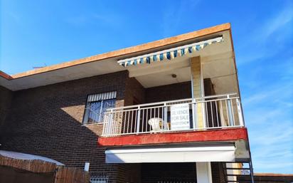 Vista exterior de Apartament en venda en Los Alcázares amb Terrassa i Balcó