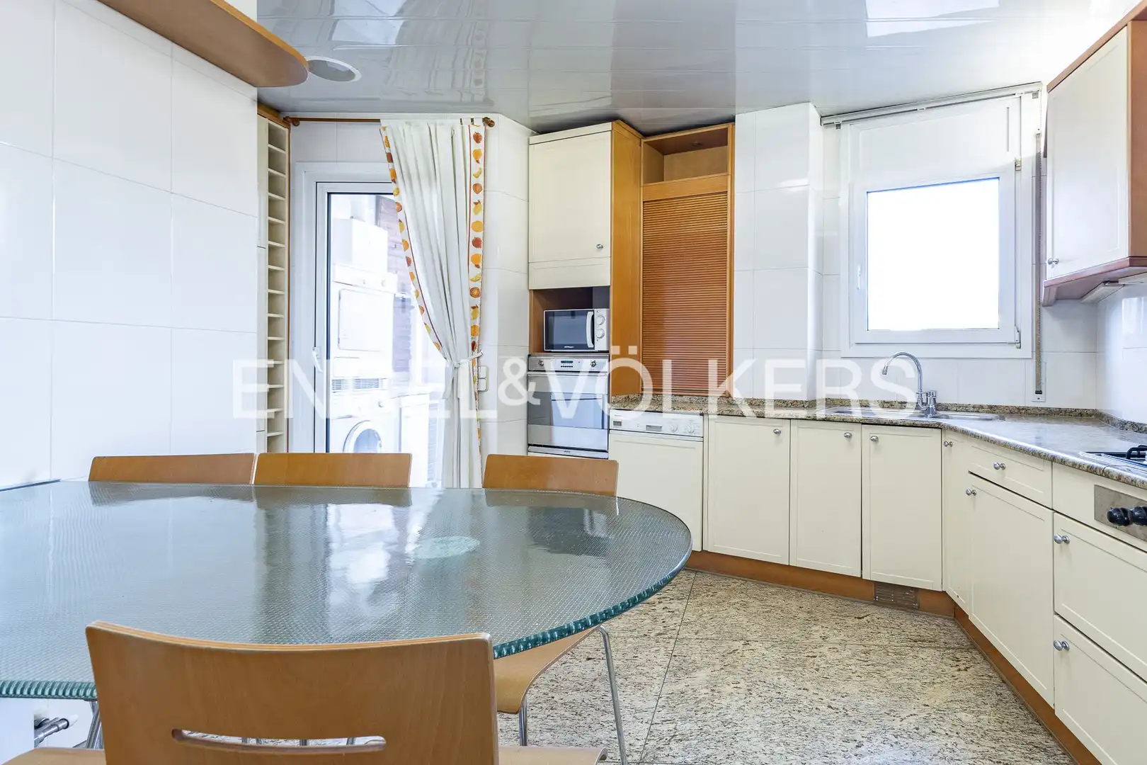 Cocina de Piso en venta en Barcelona con Aire acondicionado, Calefacción y Terraza