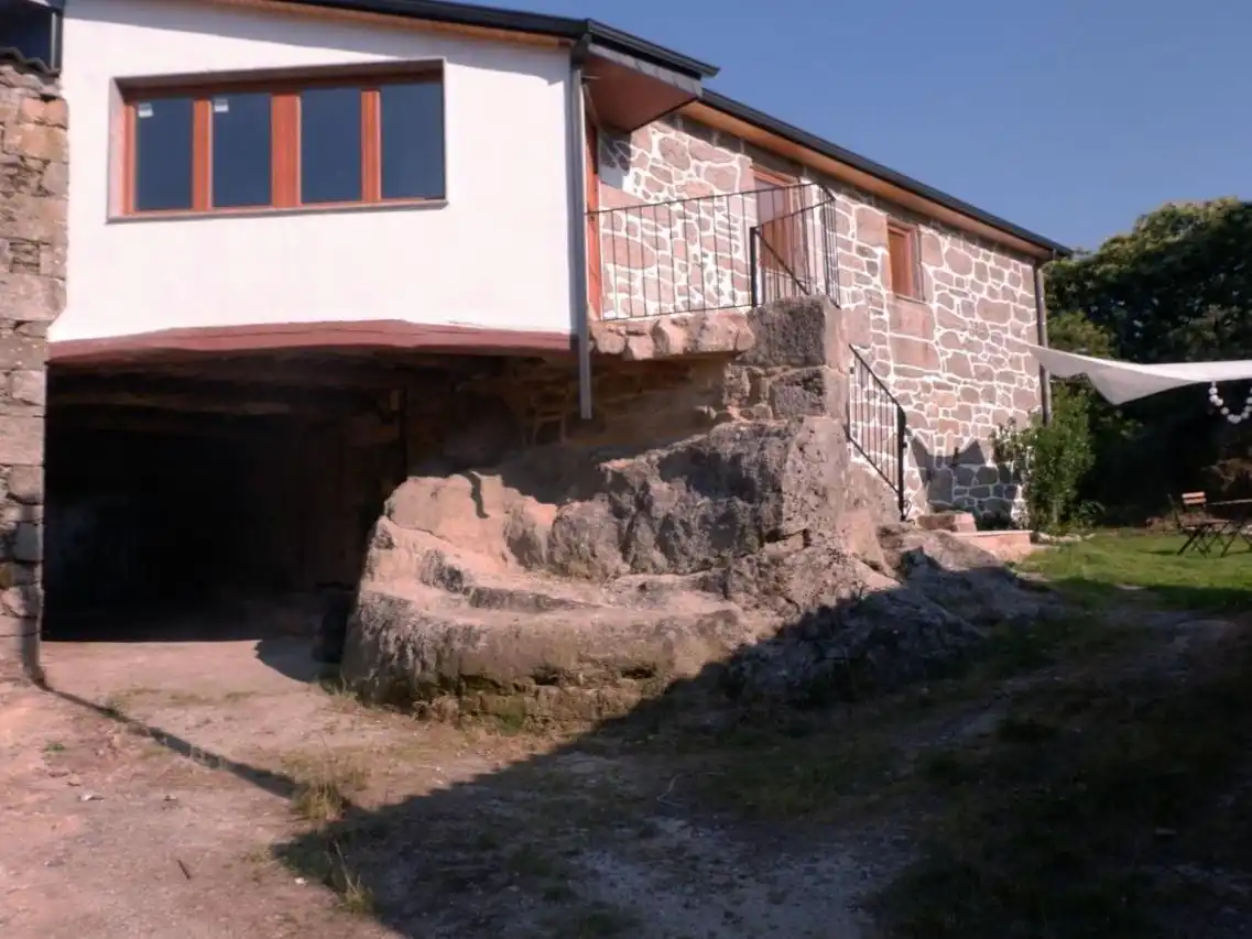Vista exterior de Casa o chalet en venta en Castro Caldelas, Ourense