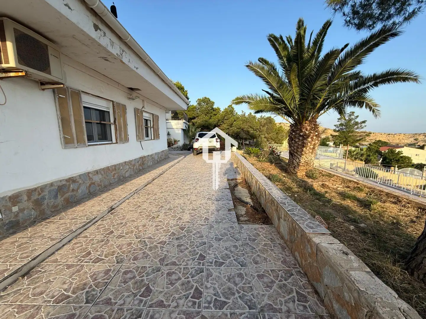 Exterior view of Houses for sale in San Vicente del Raspeig / Sant Vicent del Raspeig  with Air Conditioner, Private garden and Terrace