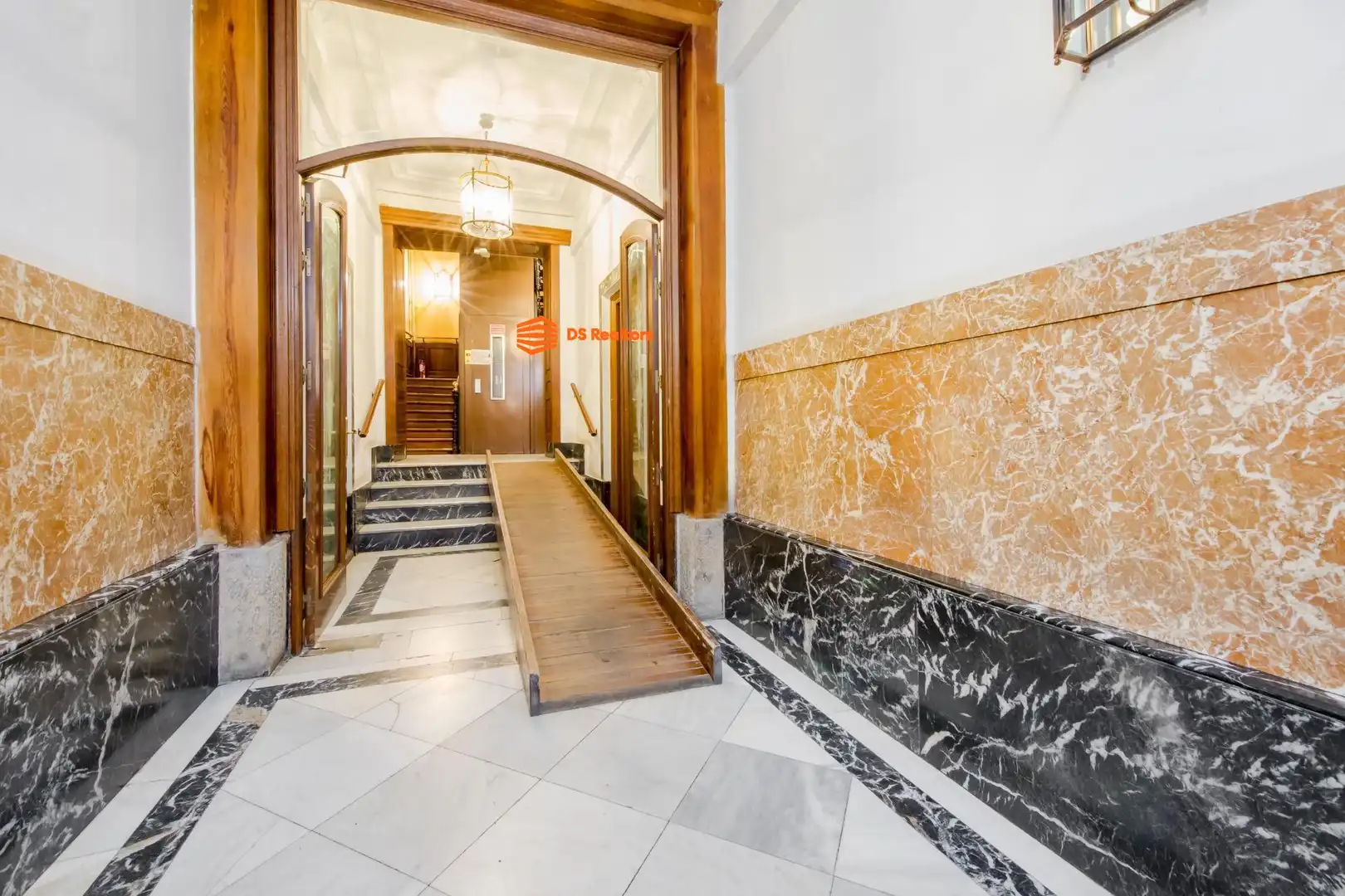 Appartamento con terrazza in vendita a Calle del Arenal, imagen 3