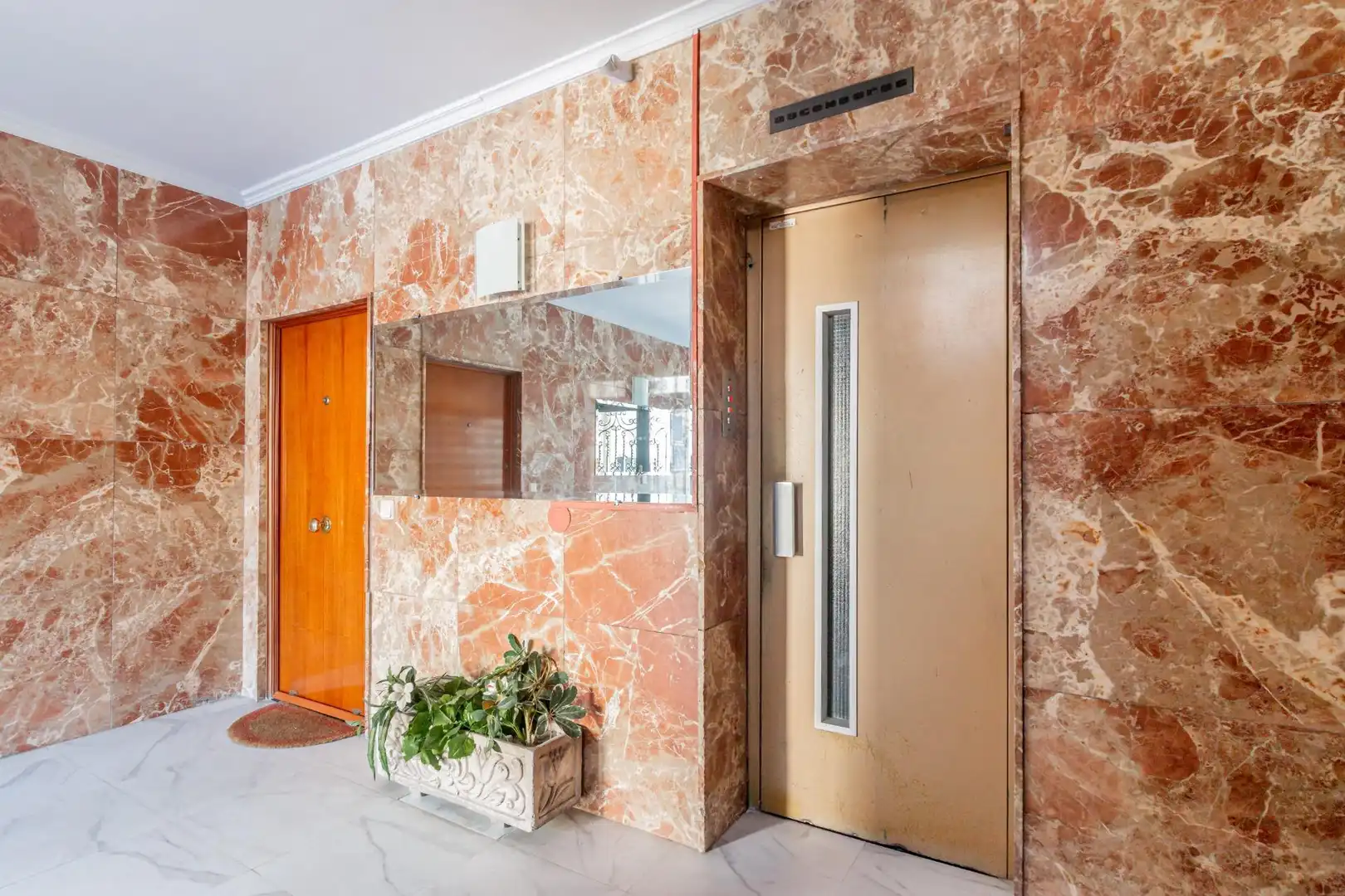 Piso en venta en Madrid con Aire acondicionado, Calefacción y Trastero