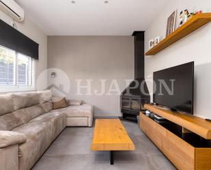 Living room of Single-family semi-detached for sale in El Masnou  with Air Conditioner, Heating and Private garden