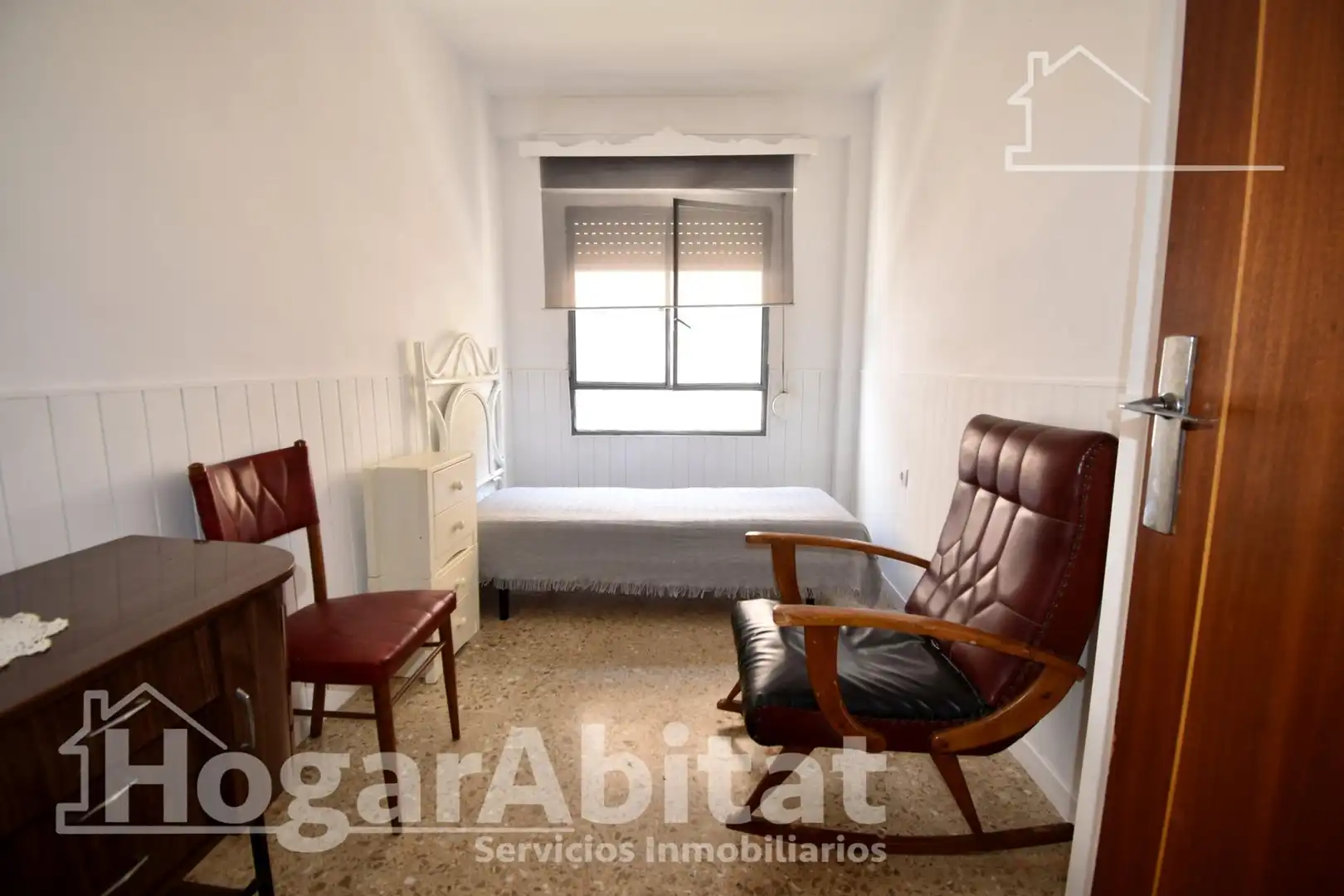Bedroom of Flat for sale in Oliva  with Balcony