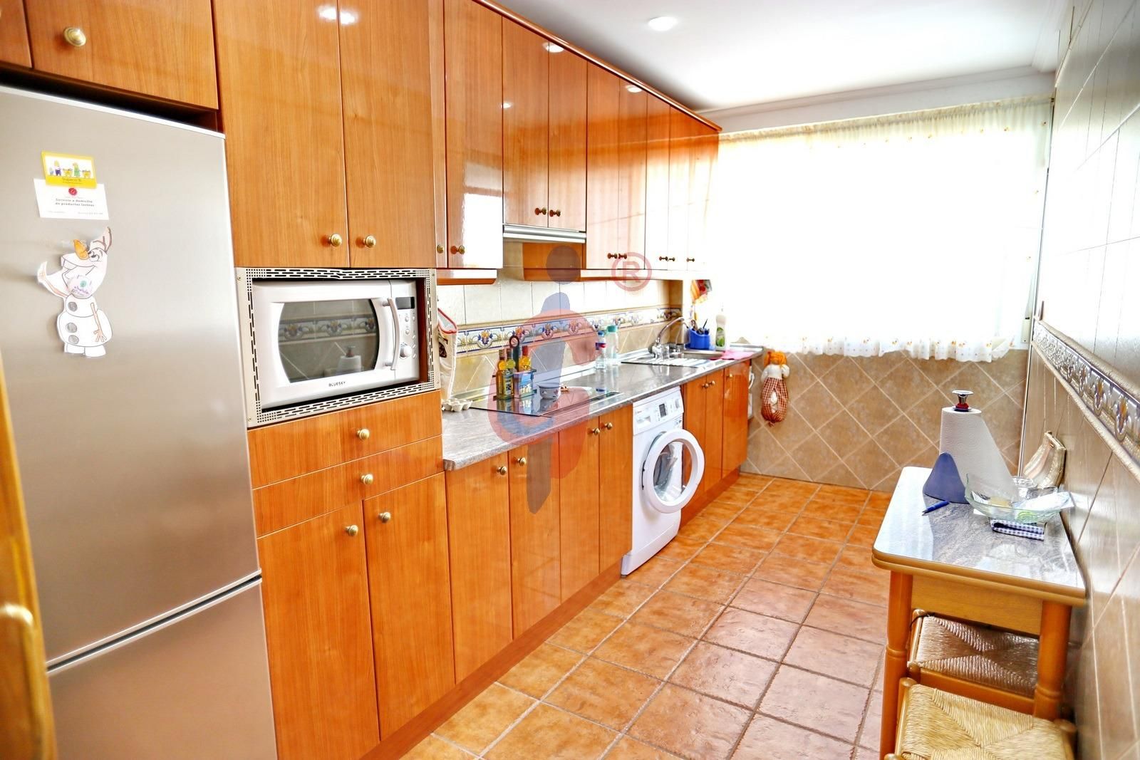 Kitchen of Apartment for sale in Guardamar del Segura  with Terrace and Balcony