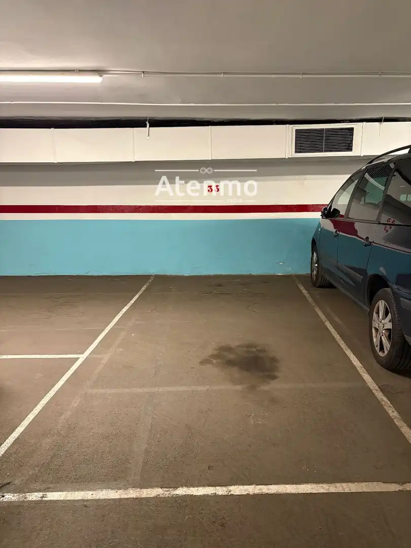 Parking de Piso en venta en Barcelona