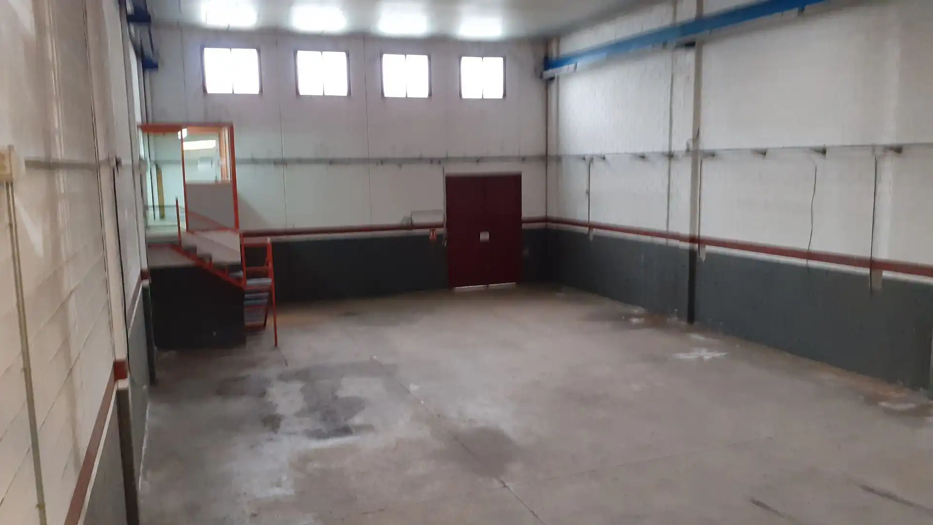 Nave industrial de alquiler en Santa Eulàlia de Ronçana