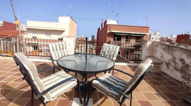 Piso en Alquiler en El Cabanyal - El Canyamelar