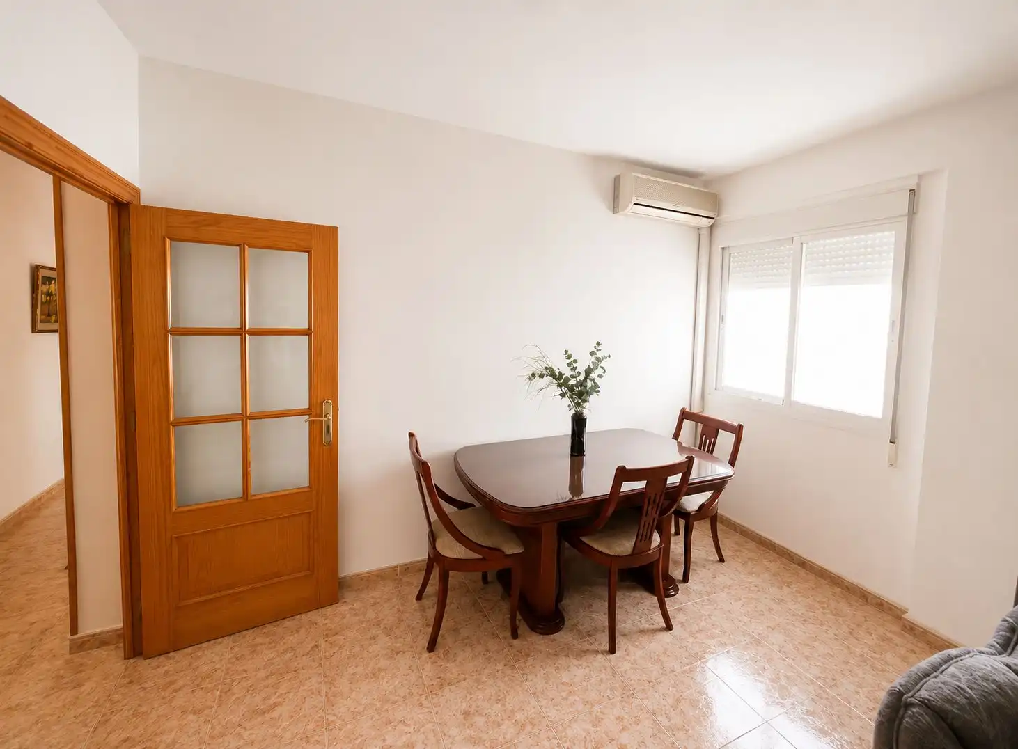 Dining room of Flat for sale in Granada  with Air Conditioner, Heating and Furnished