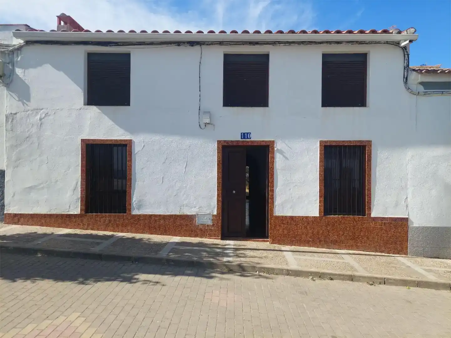 Vista exterior de Casa adosada en venda en Bodonal de la Sierra