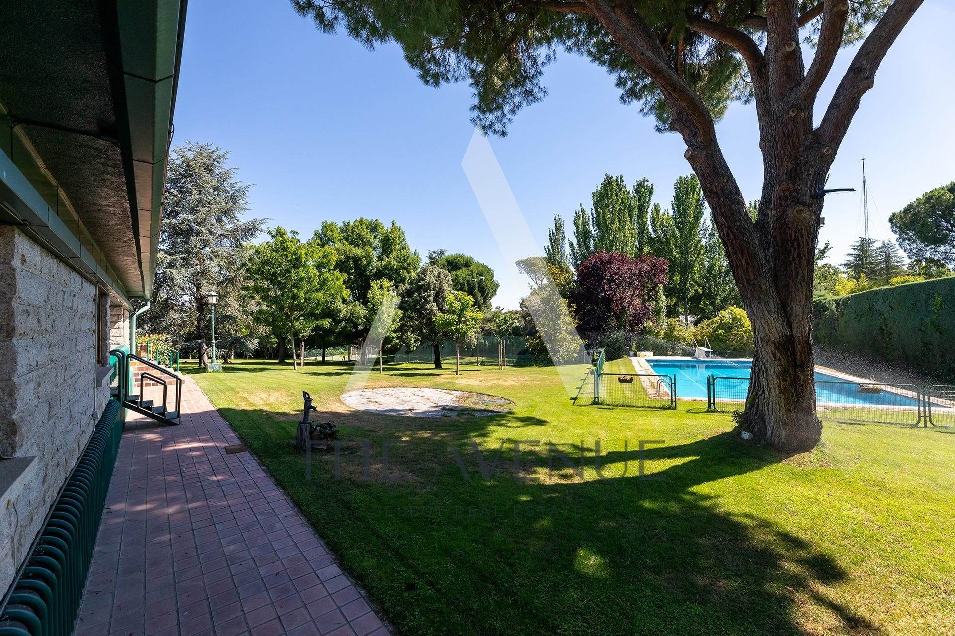 Jardí de Residencial en venda en Boadilla del Monte