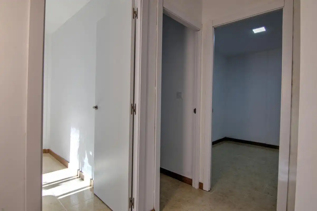 Piso en venta en Alicante / Alacant con Calefacción