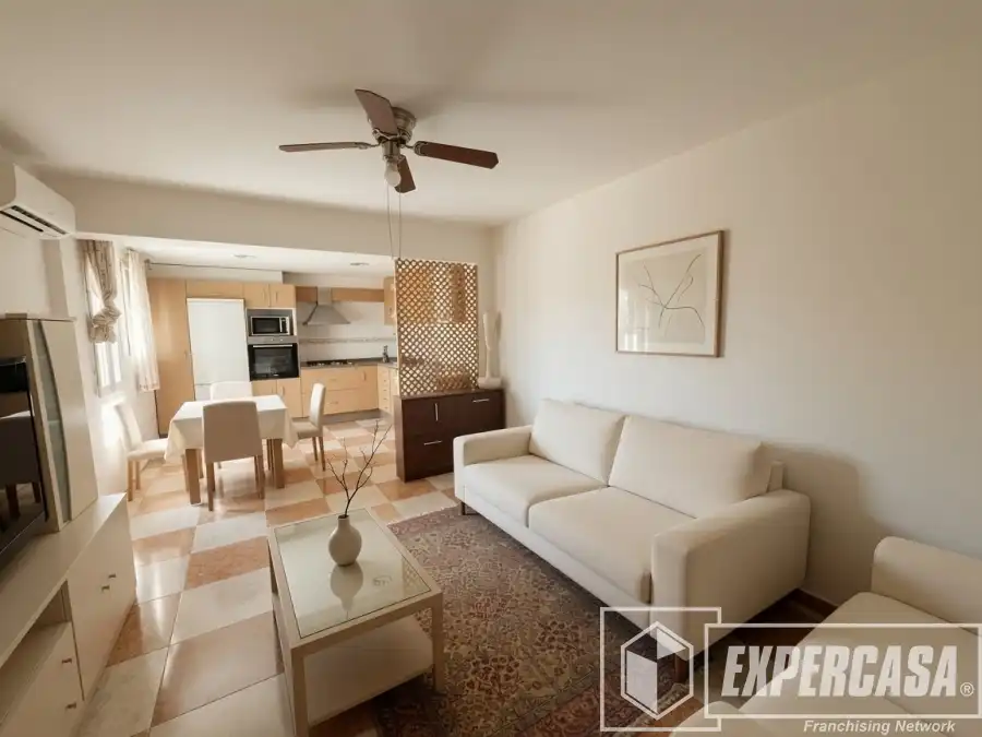 Sala d'estar de Pis en venda en Valencia amb Aire condicionat