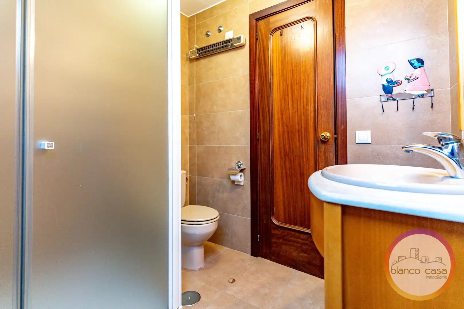 Bathroom of Flat for sale in Carballo  with Heating and Alarm