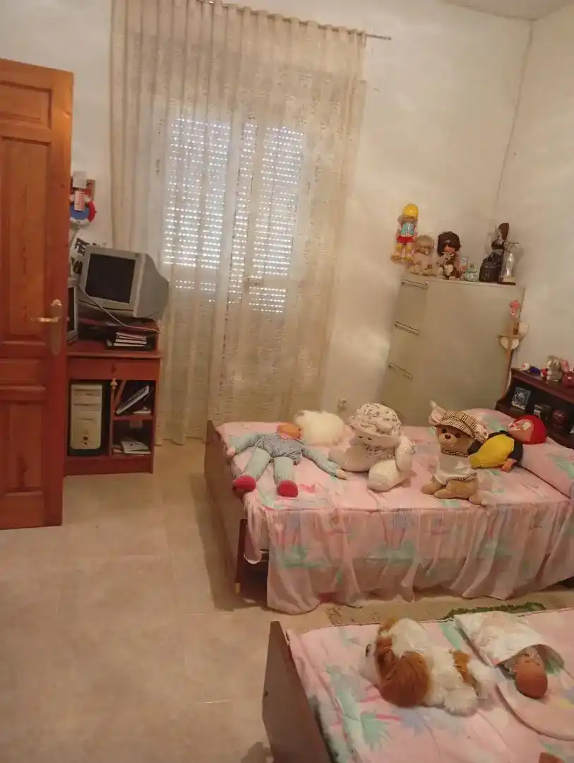 Dormitori de Casa adosada en venda en Castromocho amb Balcó