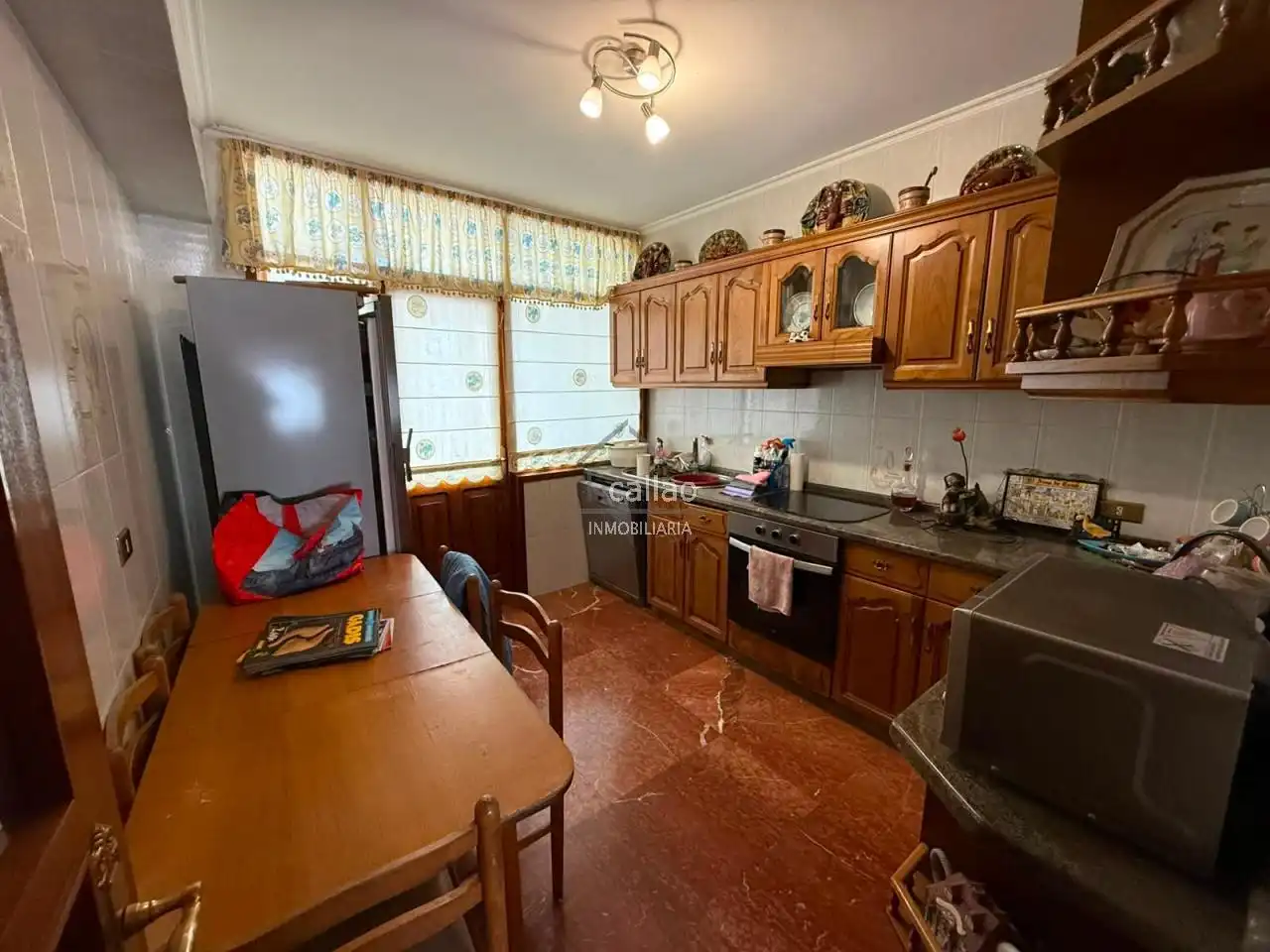 Cocina de Piso en venta en Ferrol con Calefacción