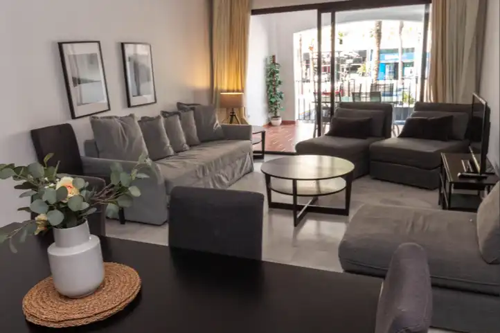 Apartament amb piscina en venda a Avenida José Banús