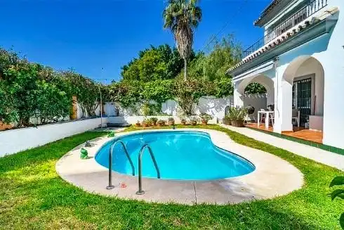 Swimming pool of Houses for rent in Fuengirola  with Air Conditioner, Private garden and Terrace