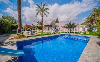 Vista exterior de Casa o xalet en venda en Sant Joan d'Alacant amb Terrassa i Piscina