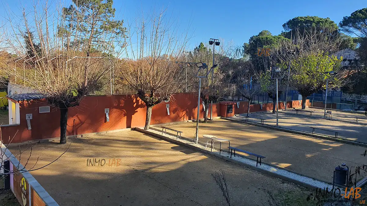 Vista exterior de Casa o xalet en venda en Gualba amb Aire condicionat, Calefacció i Jardí privat