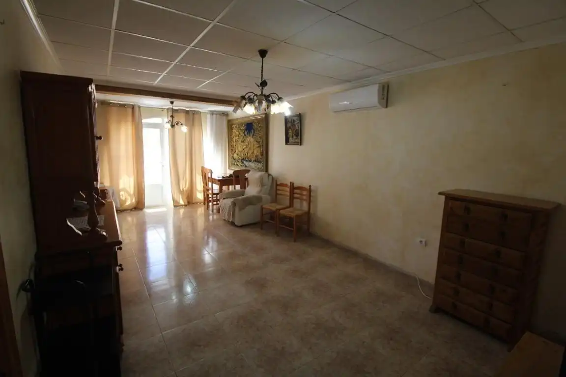Sala de estar de Casa adosada en venta en Torrevieja con Aire acondicionado, Jardín privado y Terraza