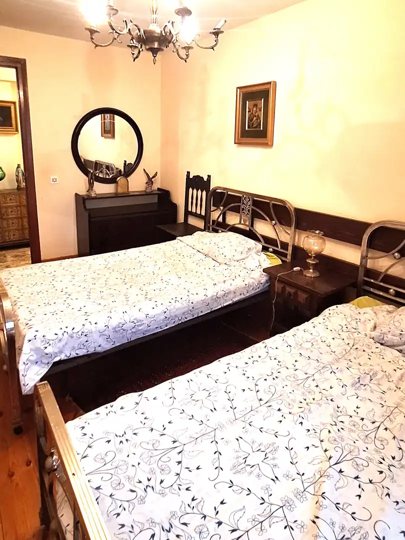 Bedroom of Houses for sale in Aguilar de Campoo  with Balcony