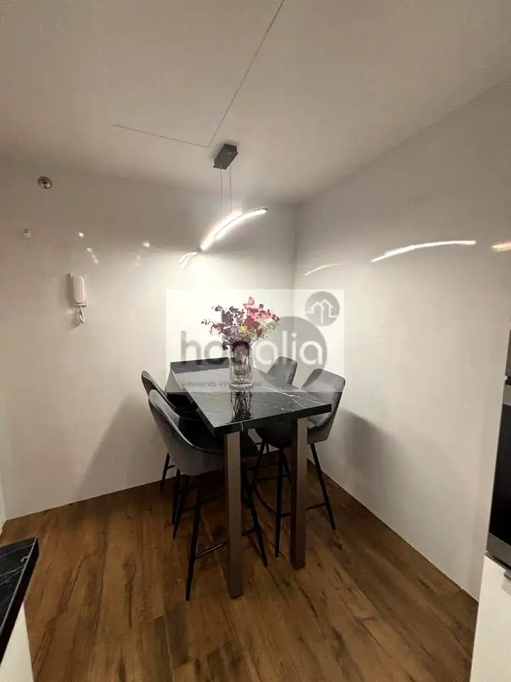 Esszimmer von Wohnung zum Verkauf in Sevilla mit Klimaanlage, Terrasse und Gemeinschaftspool