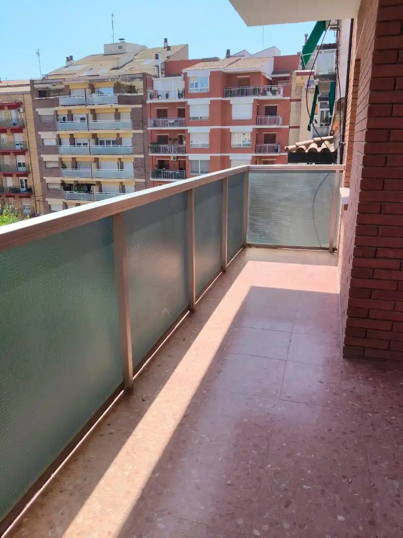 Pis amb terrassa en venda a Carrer de Castella, imagen 2