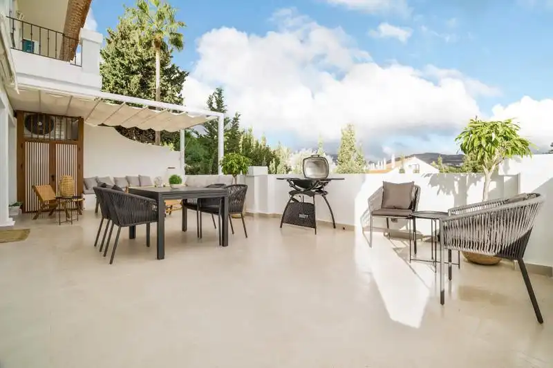 Terrace of Apartments for rent in Nueva Andalucía