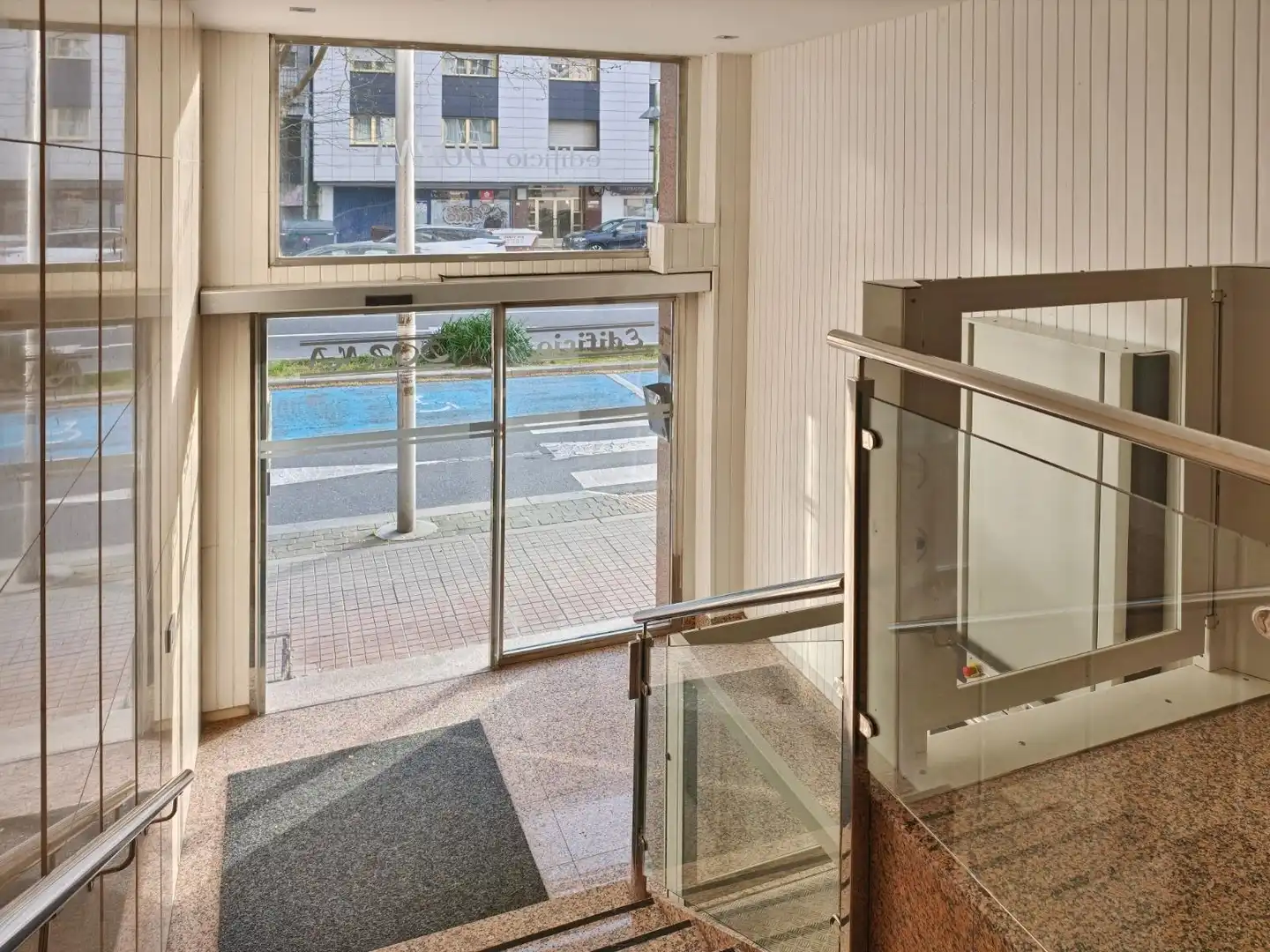 Wohnung zum Verkauf in Pontevedra Capital  mit Privatgarten